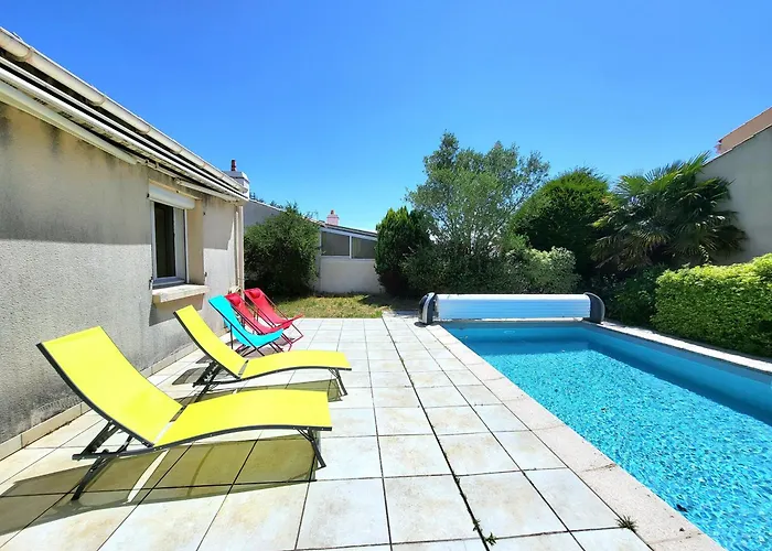 Agreable Maison 2 Avec Pisicine Et Stationnement Dans Un Quartier Calme - Fr-1-92-947 Prázdninový dům